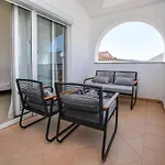 شقة Antea