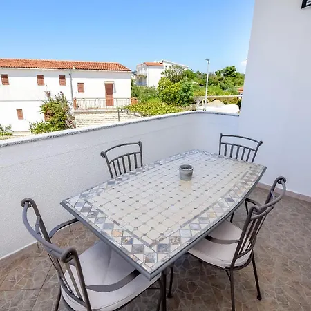 Apartments Antea Apartment