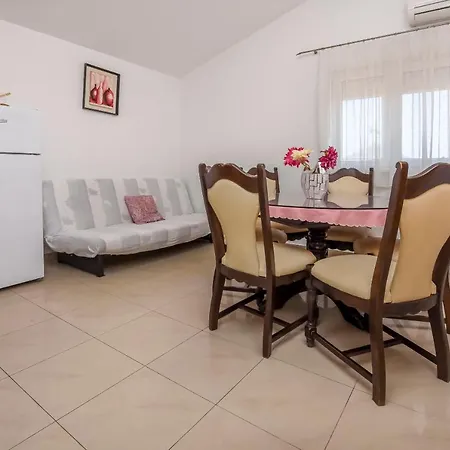 Apartments Antea *