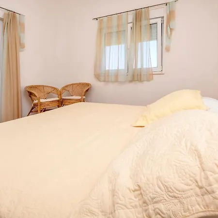 Apartments Antea *