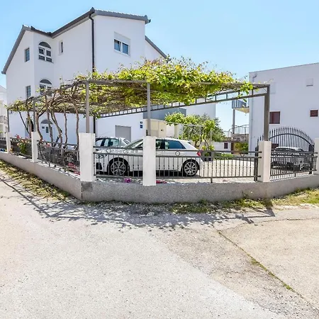 Apartment Apartments Antea Rogoznica (Sibenik-Knin)