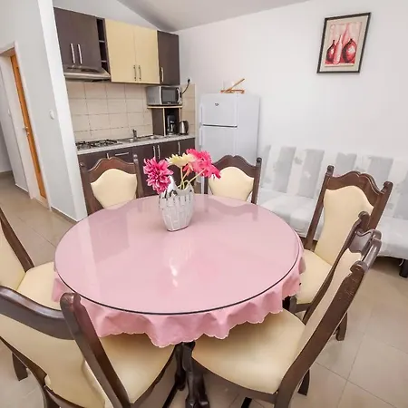 Apartments Antea *